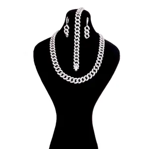 نیم ست نقره زنانه مدل GTA-N114