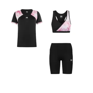 ست سه تکه لباس ورزشی زنانه مدل 7202-69-1901