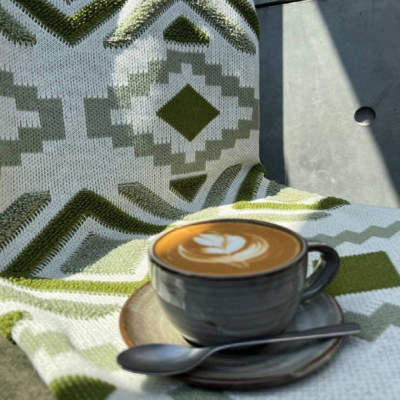 شال مبل و تخت کوکو جم مدل دیجی پانچ پلاس سایز 170x140 سانتی‌متر