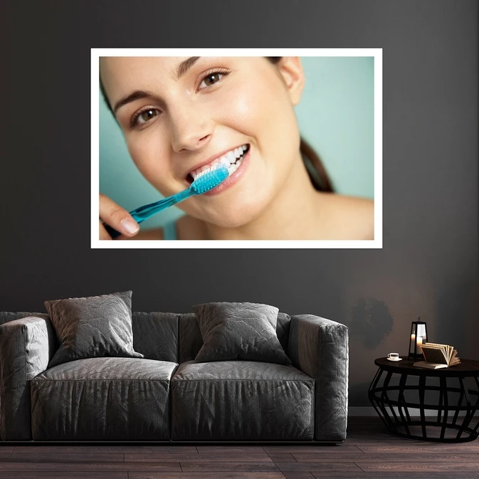 تابلو بکلیت طرح مسواک و مطب دندانپزشکی مدل قاب شاسی W-s9490