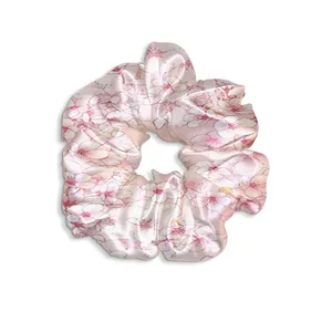 کش مو زنانه مدل  اسکرانچی طرح شکوفه های بهاری کد SCH0200