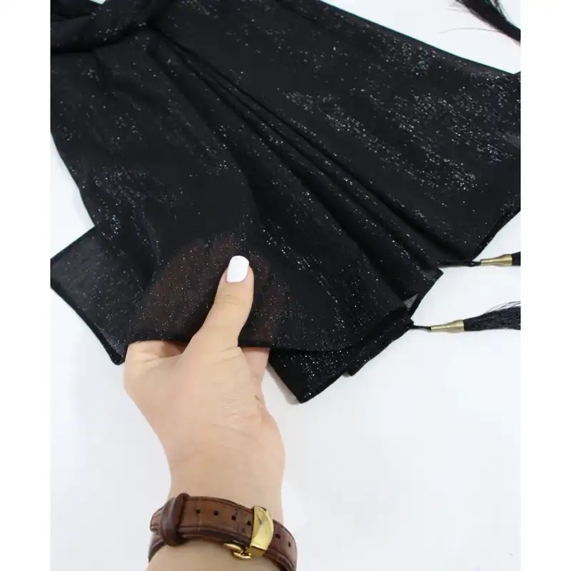 شال زنانه مدل حریر لمه ساده منگوله دار کد a-6030