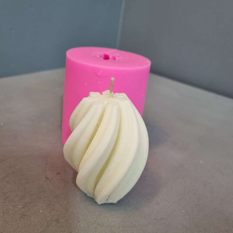 قالب شمع مدل گوي اسپيرال کد 08cm