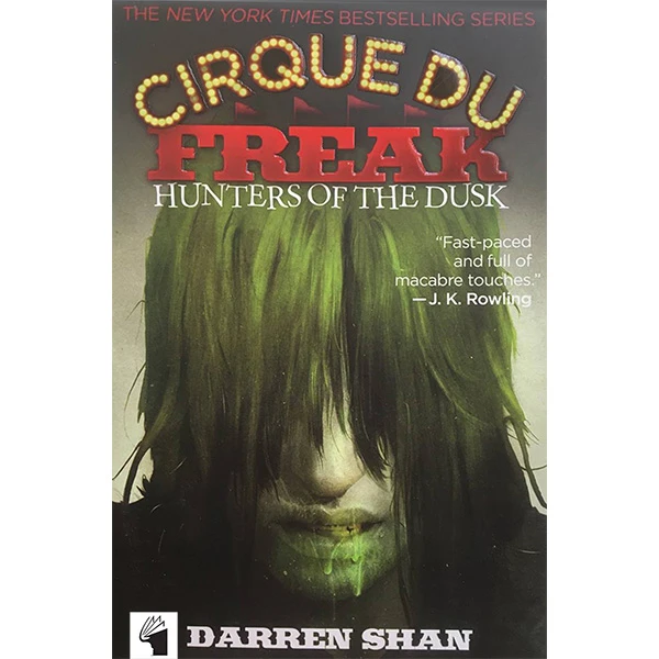 کتاب CIRQUEDU FREAK 7 hunter of the dusk اثر Darren Shan انتشارات معیار علم