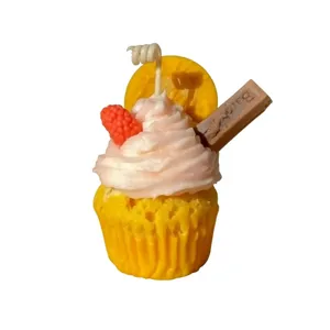 شمع طرح کاپ‌ کیک