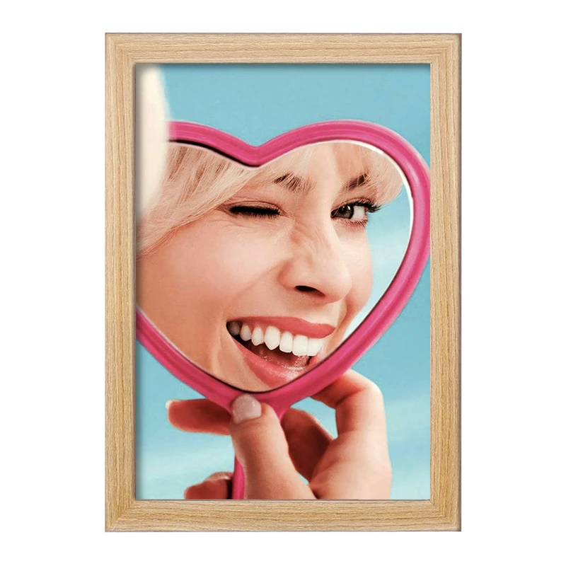 تابلو خندالو مدل مارگو رابی (Margot Robbie) کد F10209