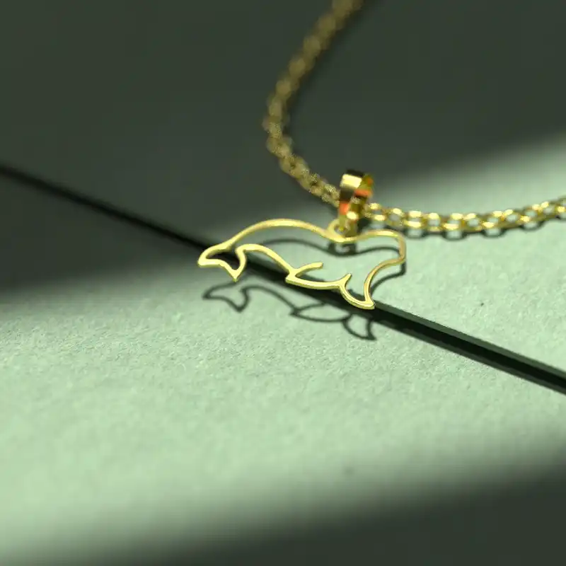 گردنبند طلا 18 عیار زنانه مدوپد مدل اسب آبی کد B3-1-1303