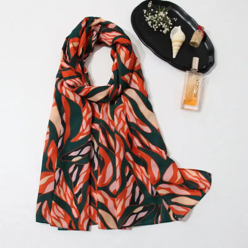 شال زنانه مدل نخی خنک با طرح شاد کد ana-4036