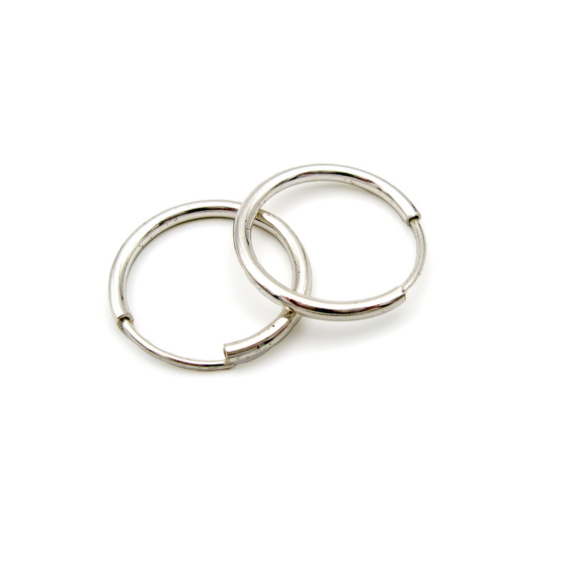 گوشواره نقره زنانه مانچو مدل حلقه ای کد efs005