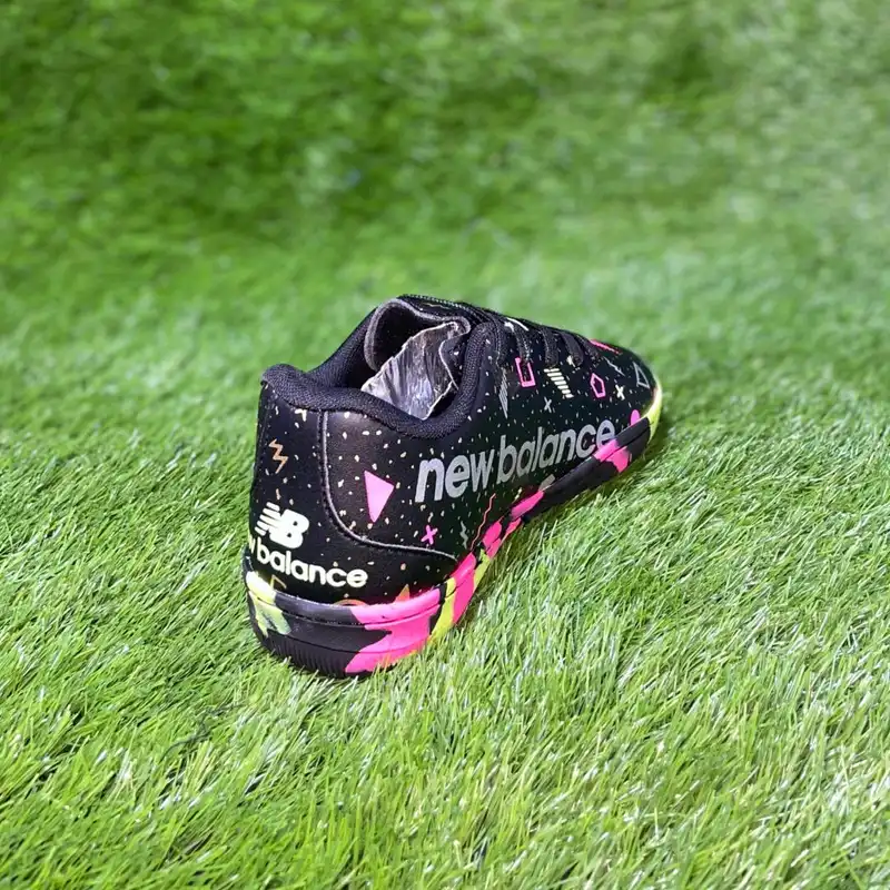 کفش فوتسال پسرانه مدل سالنی کد NB0011