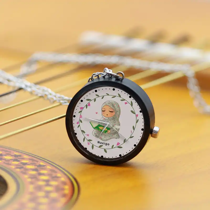 ساعت گردنبندی عقربه ای ناکسیگو مدل جشن تکلیف کد NF12638