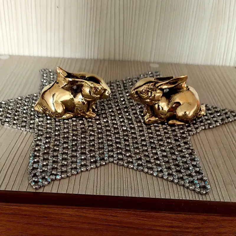 مجسمه برنجی مدل خرگوش