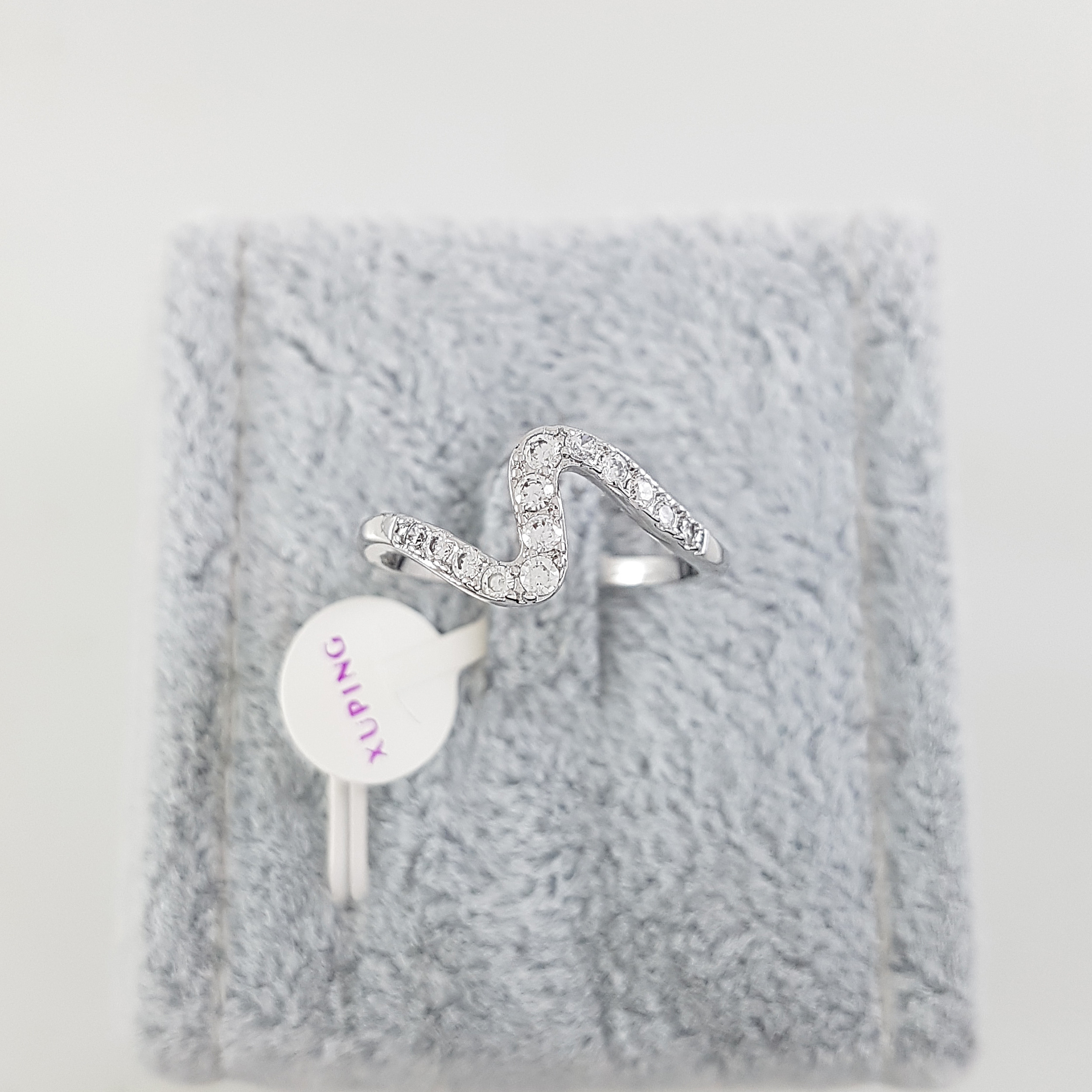 انگشتر زنانه ژوپینگ مدل 1477 انگشتر زنانه ژوپینگ مدل 1477