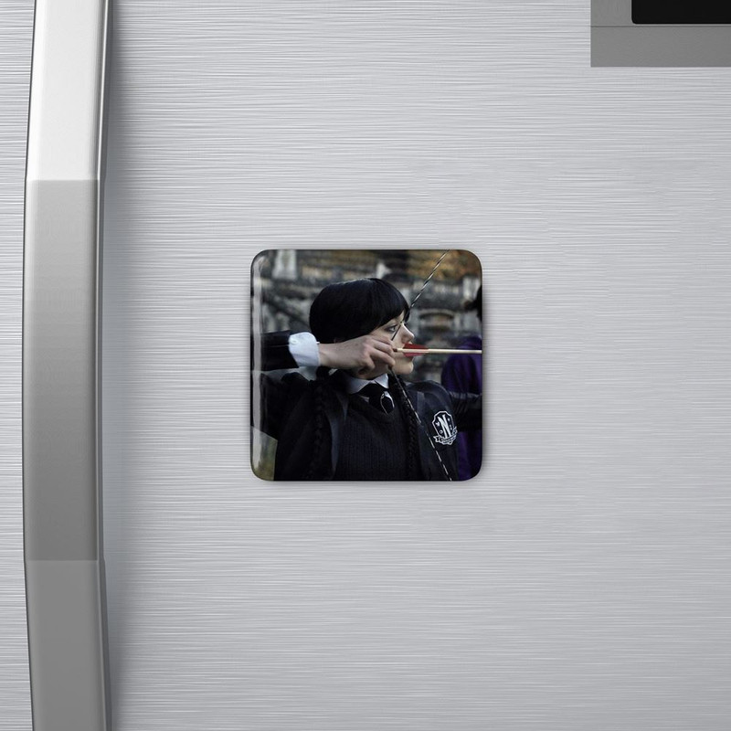 مگنت خندالو مدل سریال ونزدی Wednesday کد 25288