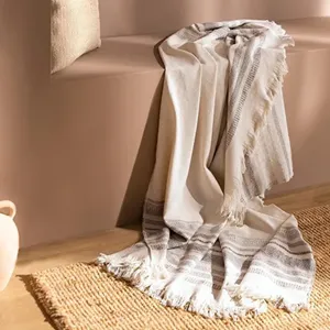 شال مبل و تخت مادام کوکو مدل Allons Beyaz Gri سایز 170x140 سانتی‌متر