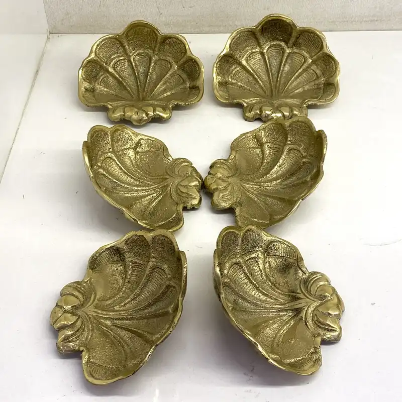 پیاله برنجی مدل صدف کد 829-190g