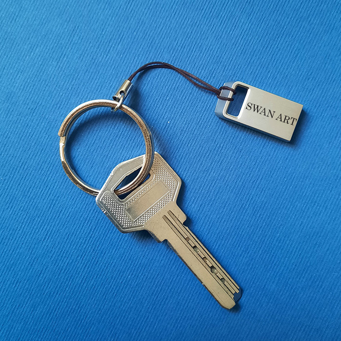 آویز موبایل مدل حلقه بسته 4 عددی