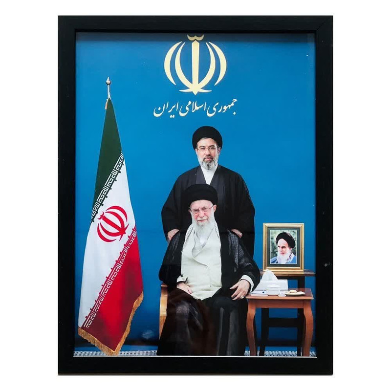 قاب عکس مدل رهبری معظم انقلاب مدل ble01