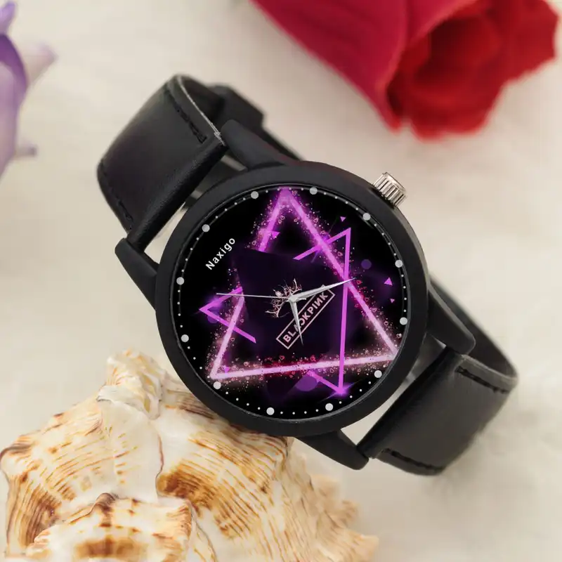 ساعت مچی عقربه ای ناکسیگو مدل شخصیت های بلک پینک کد LF14361