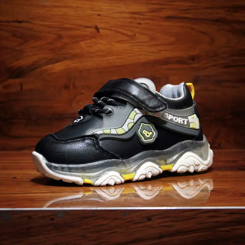 کفش پیاده روی بچه گانه مدل اسپرت 124