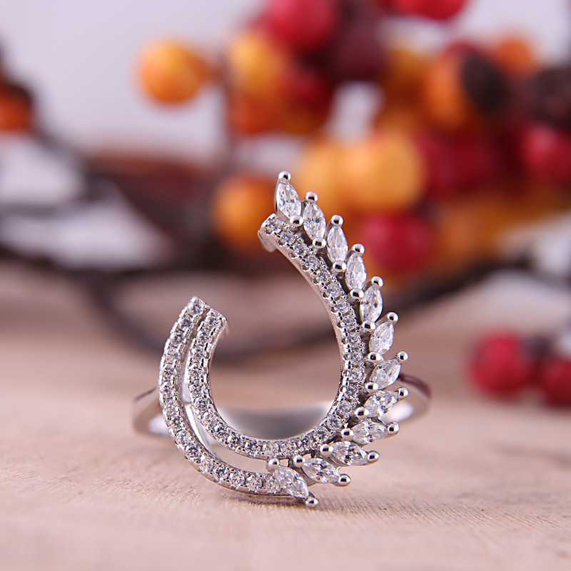 انگشتر نقره زنانه مدل اشکی کد FR0043 انگشتر نقره زنانه مدل اشکی کد FR0043