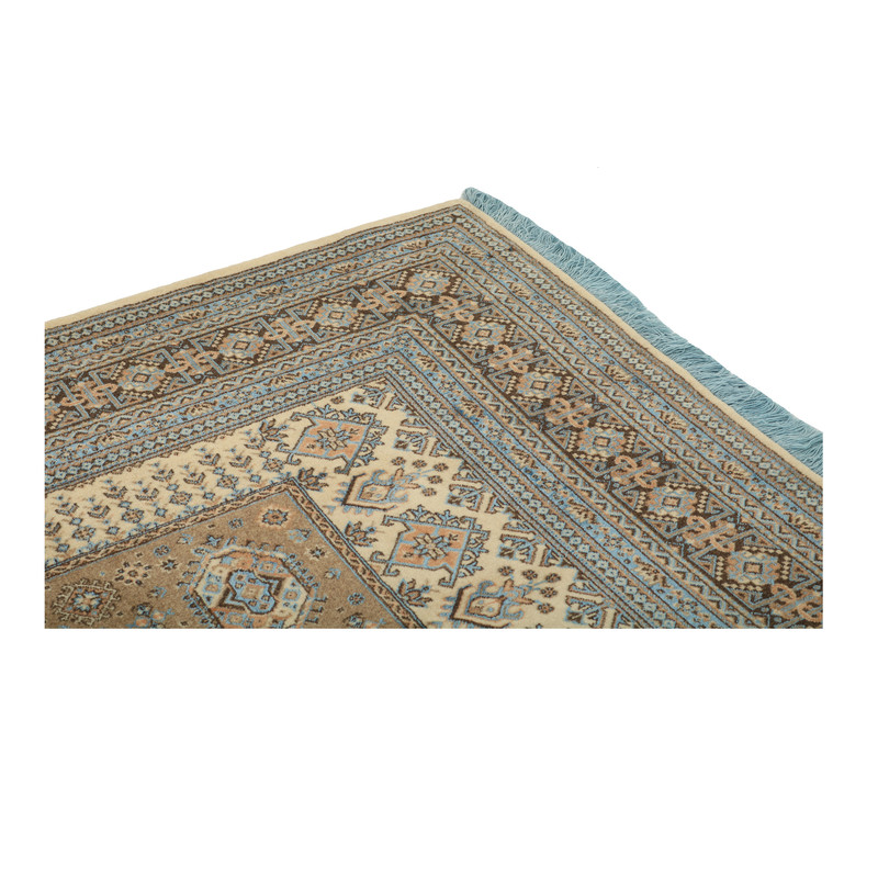 فرش نیمه دستبافت شش و نیم متری طرح گل ابریشم کد 543891