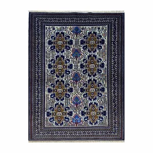 فرش دستباف 2.5 متری طرح ترکمن زمینه خاکستری