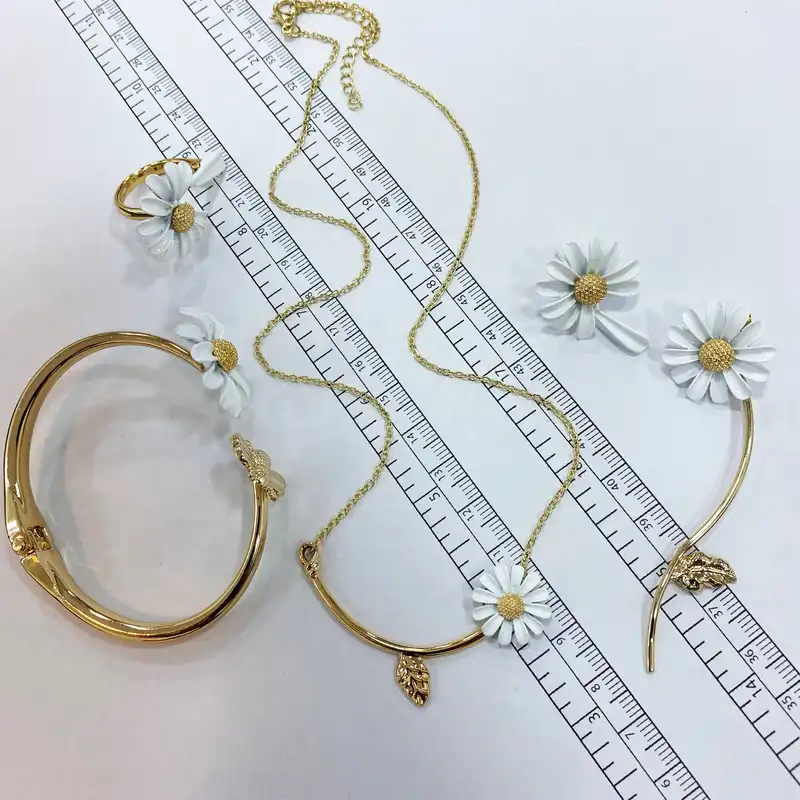 ست زنانه مدل گل بابونه کد M3254