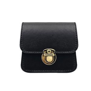 کیف دوشی زنانه مدل نسترانه 