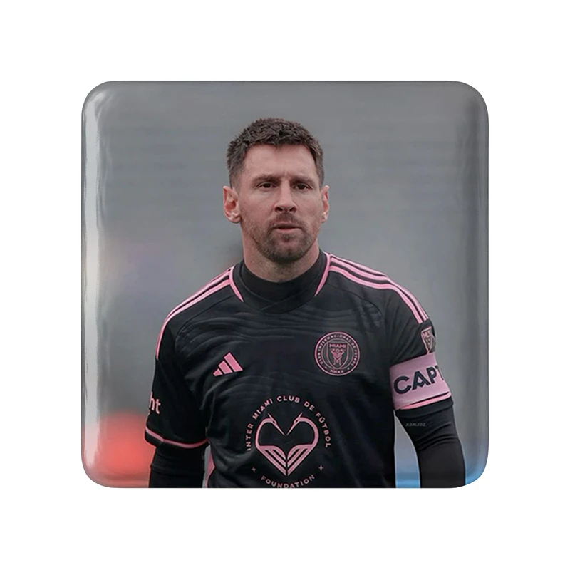 مگنت خندالو طرح لیونل مسی مدل مربعی کد 36436