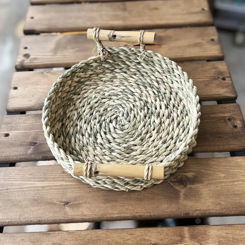 سبد حصیری مدل دسته بامبو