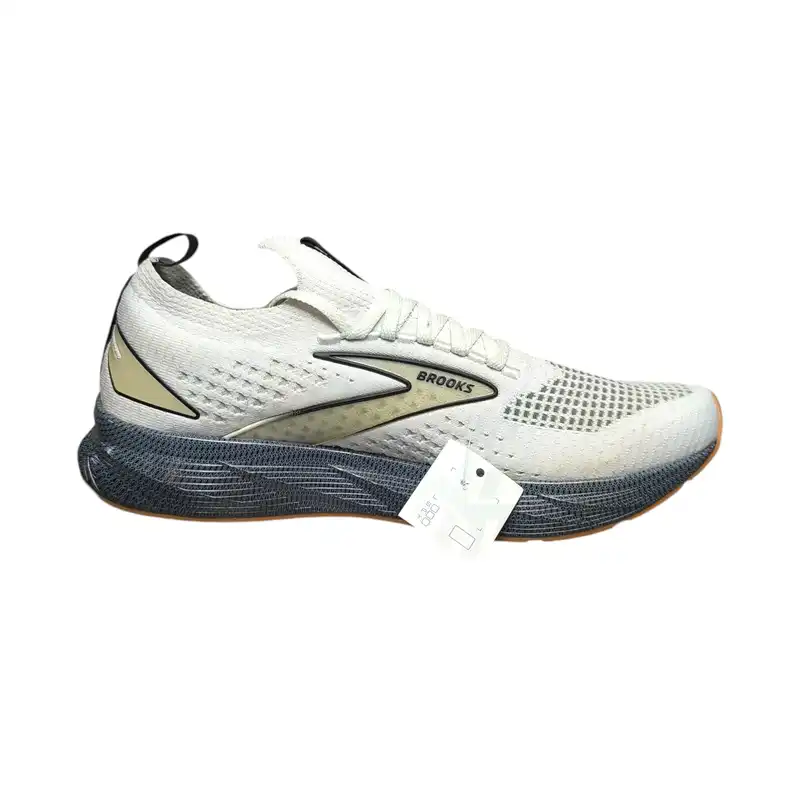 کفش مخصوص دویدن بروکس مدل Levitate 6