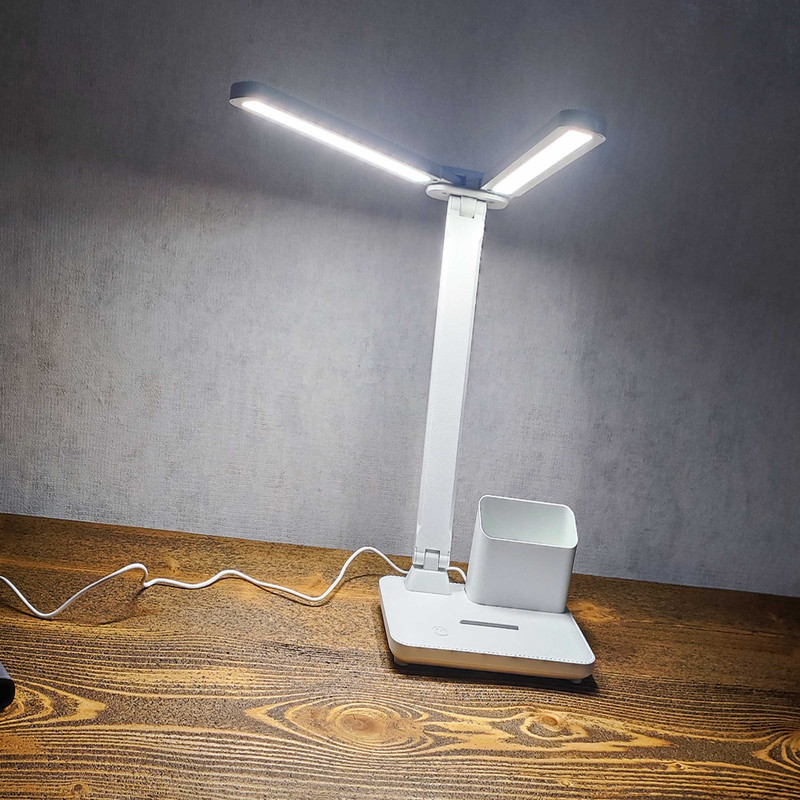 چراغ مطالعه مدل تاشو کد YX2381A