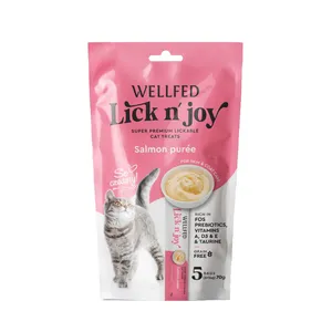 تشویقی گربه ولفد مدل تقویت پوست و مو طعم سالمون بسته 5 عددی