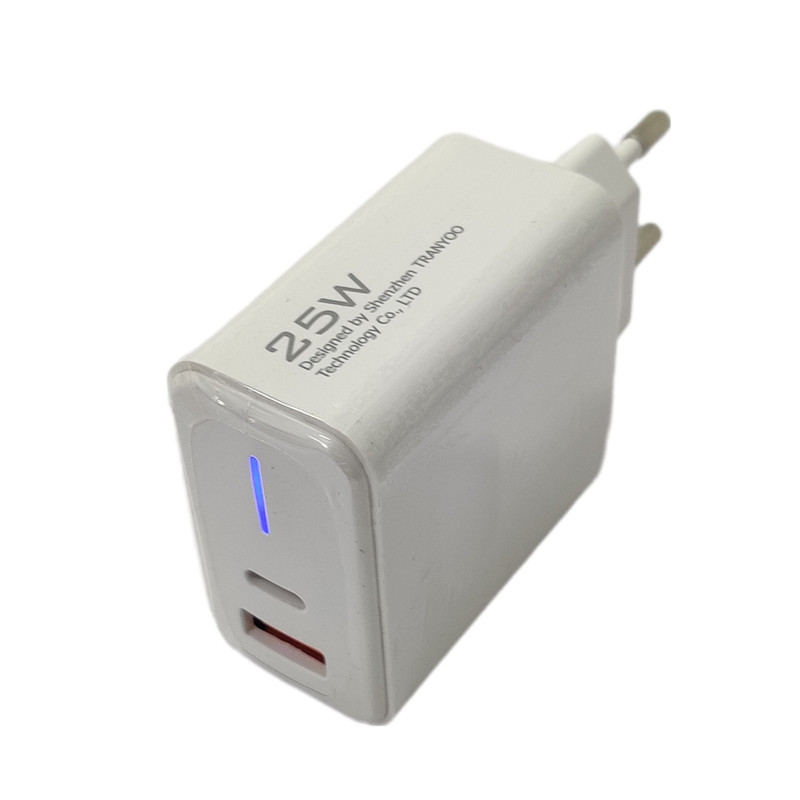 شارژر دیواری 25 وات ترانیو مدل T-EU6C به همراه کابل USB-C