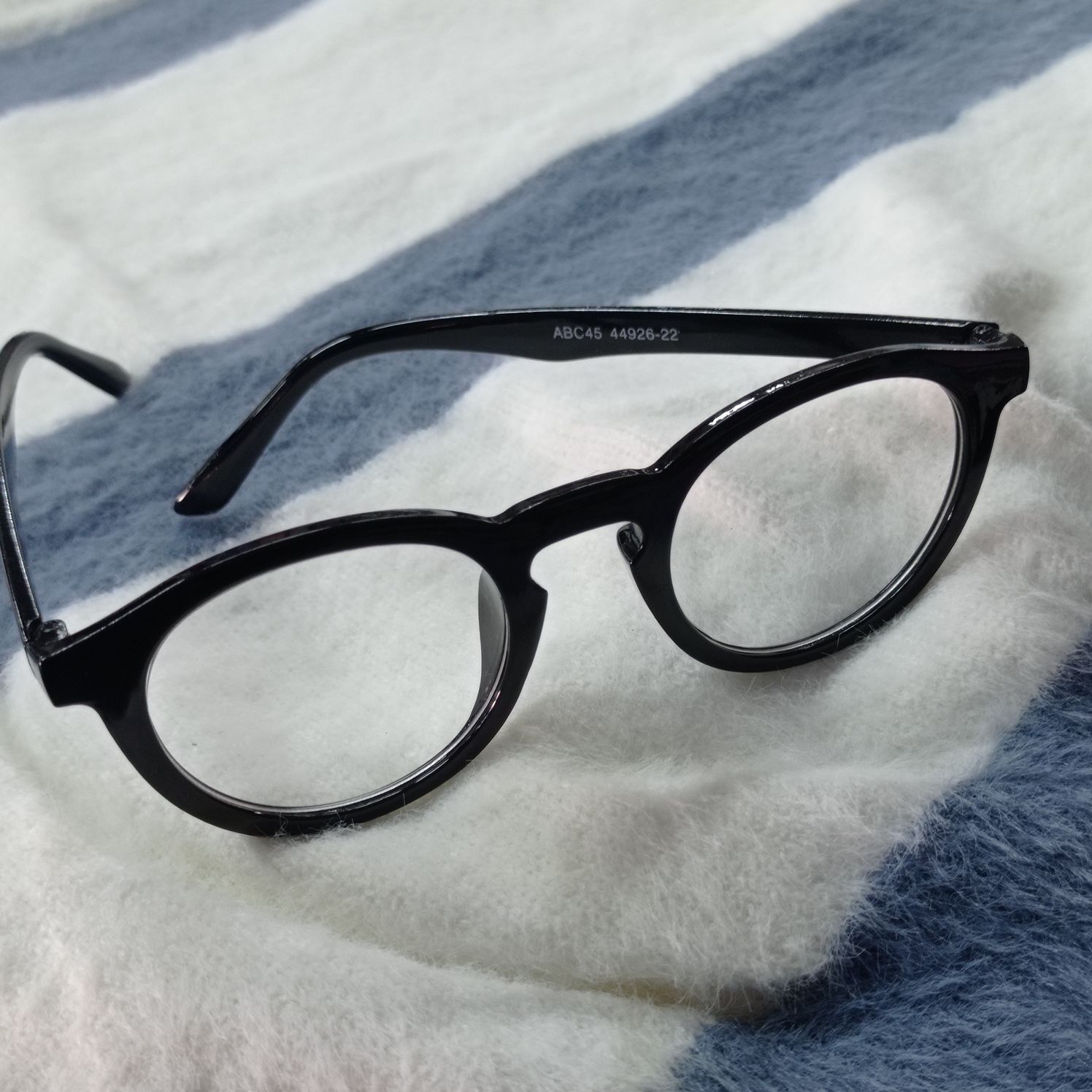 فریم عینک طبی مدل 8008 -  - 4