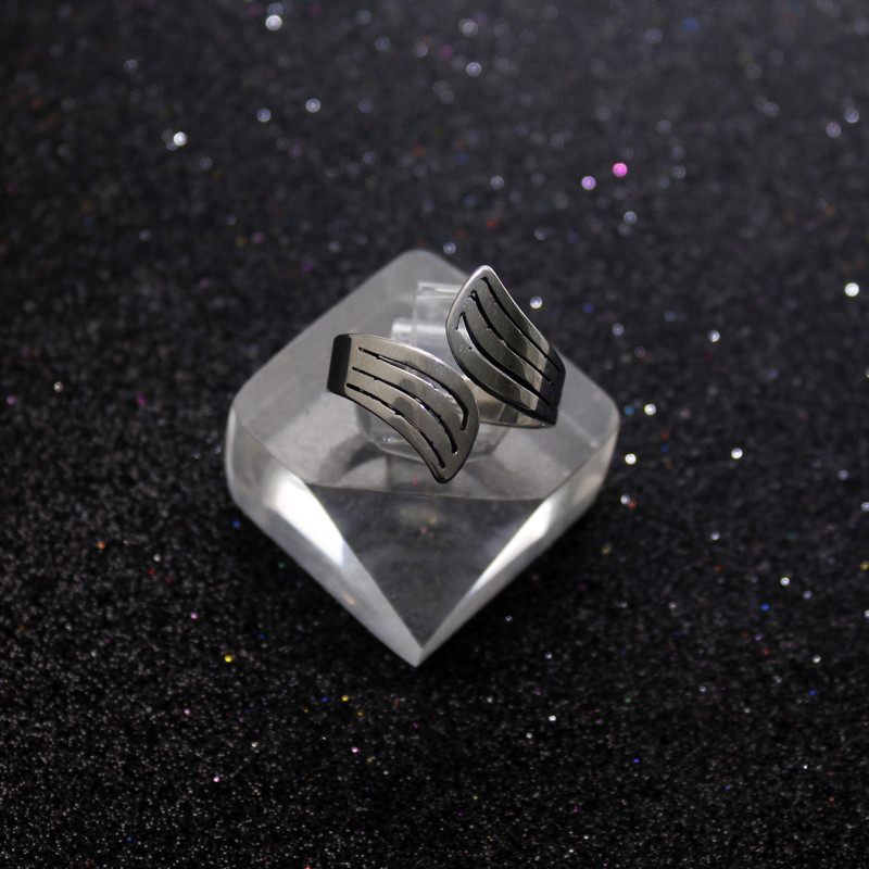 انگشتر زنانه کد 1388