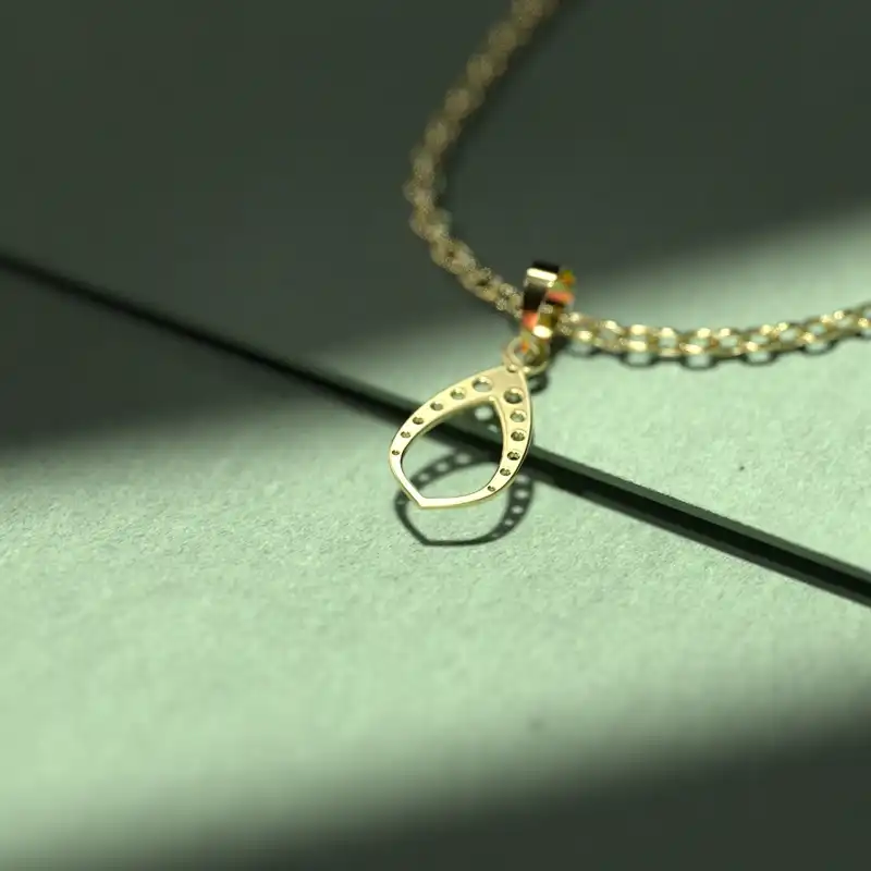 گردنبند طلا 18 عیار زنانه مدوپد مدل هندسی کد OO2-1-1150