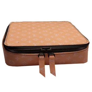 کیف عینک مدل B100.LVP