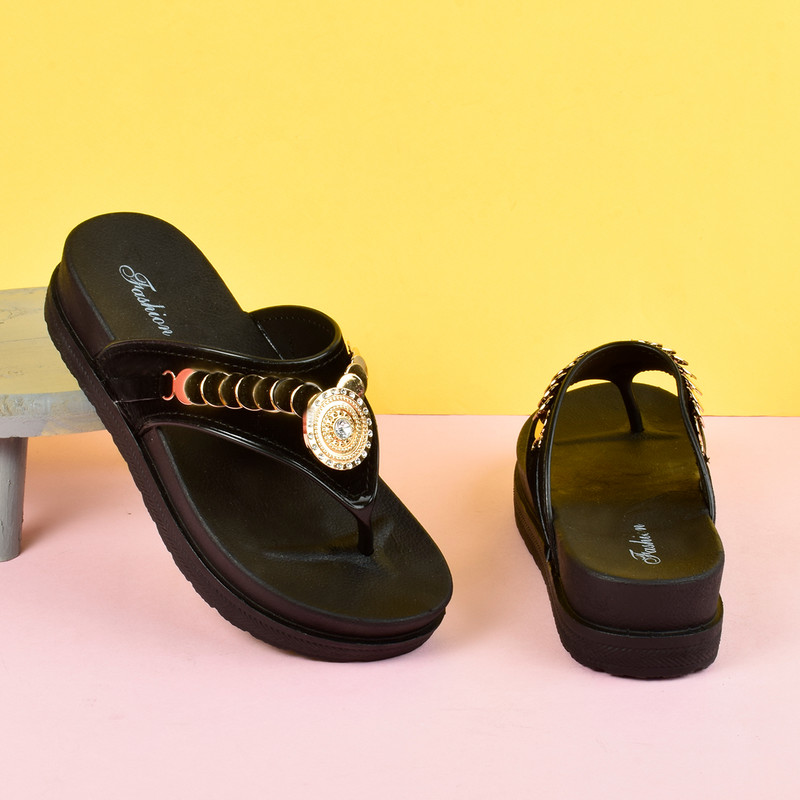 دمپایی لاانگشتی زنانه مدل BK.4027