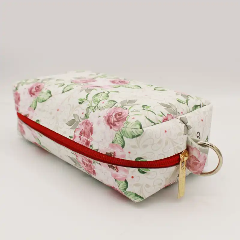 کیف لوازم آرایش زنانه مدل گل رز کد idm663