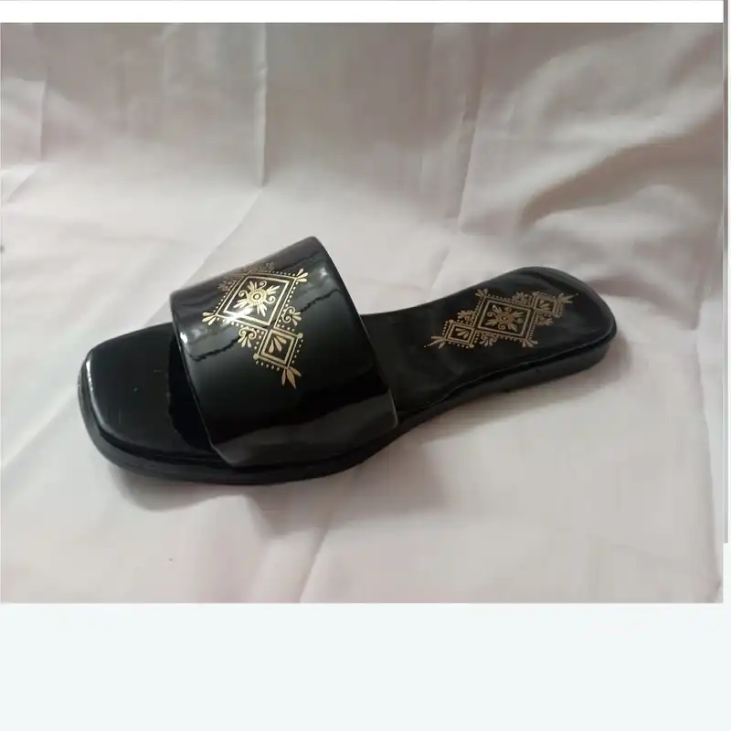 صندل زنانه مدل حنا کد 64 رنگ مشکی