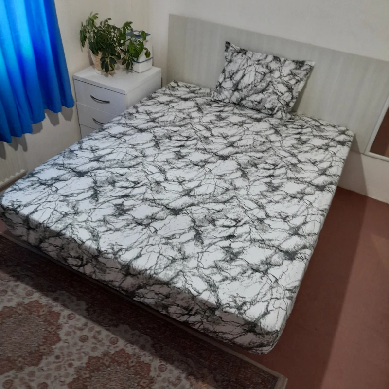 سرویس ملحفه مدل کشدار ni08087 طرح ماربل کد 100 یک نفره دو تکه