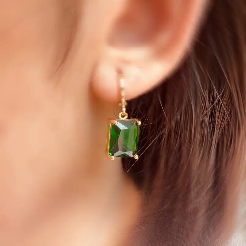 گوشواره زنانه وای اس ایکس مدل مربع نگینی