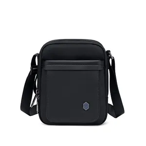 کیف دوشی آرتیک هانتر مدل K00688