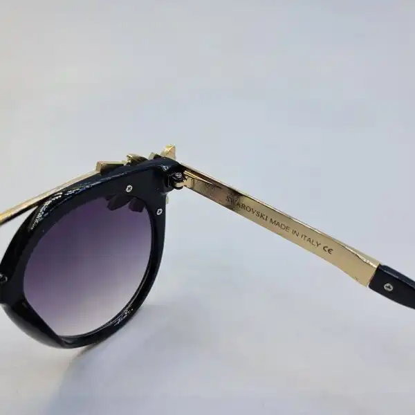 عینک آفتابی زنانه مدل نگین دار 6697