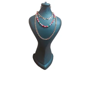 گردنبند زنانه مدل زنجیری و مهره ای سه لاین