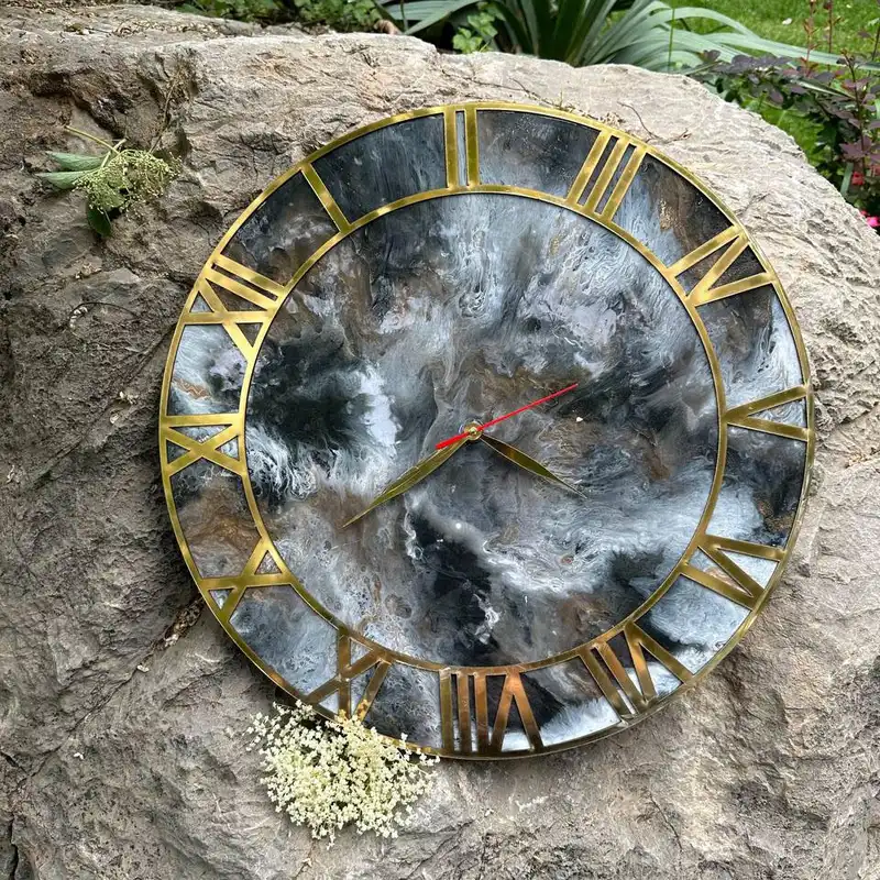 ساعت دیواری رزینی کد 012