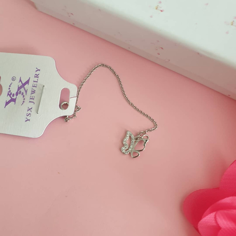 آویز ساعت زنانه وای اس ایکس مدل پروانه