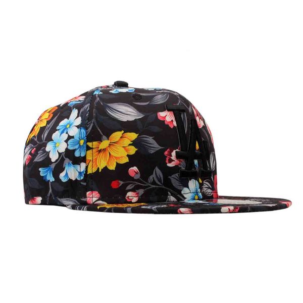 کلاه کپ زنانه مدل TW032 کلاه کپ زنانه مدل TW032